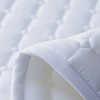 Hotel wholesale non-slip mat thin mattress protector hot selling simple fashionable machine washable