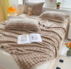 Faux Rabbit Fur Shaggy Blanket with Rolled Edges, Single Layer, Double-Sided, Four-Season Use