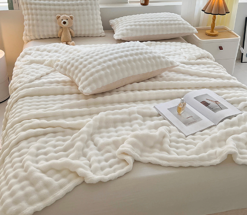 Faux Rabbit Fur Shaggy Blanket with Rolled Edges, Single Layer, Double-Sided, Four-Season Use