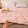 Faux Rabbit Fur Blanket Quilted Bed Pad for Autumn and Winter Single and Double Bed, New Design for Dormitory and Home Use